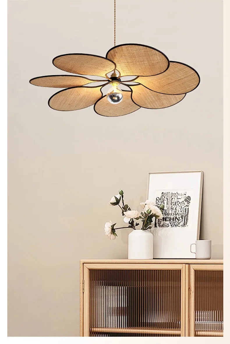 Blomsterformet Taklampe i Naturmateriale – Bohem & Skandinavisk Stil