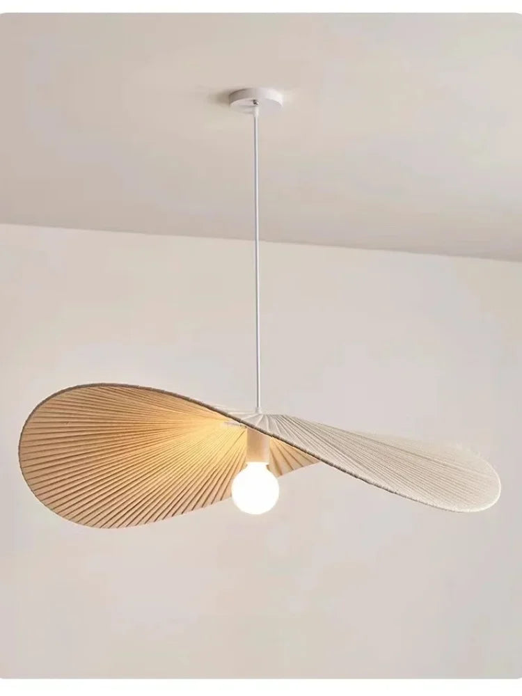 Nordisk Bølgeformet Taklampe – Moderne Minimalistisk Design