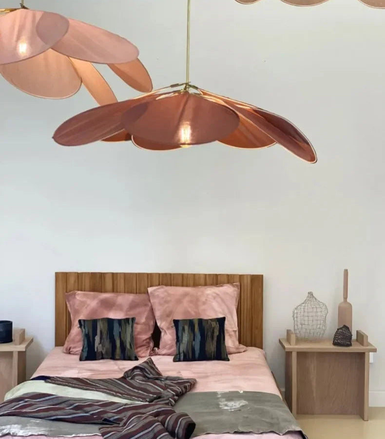 Japandi Bladformet Taklampe – Håndlaget Stoffdesign