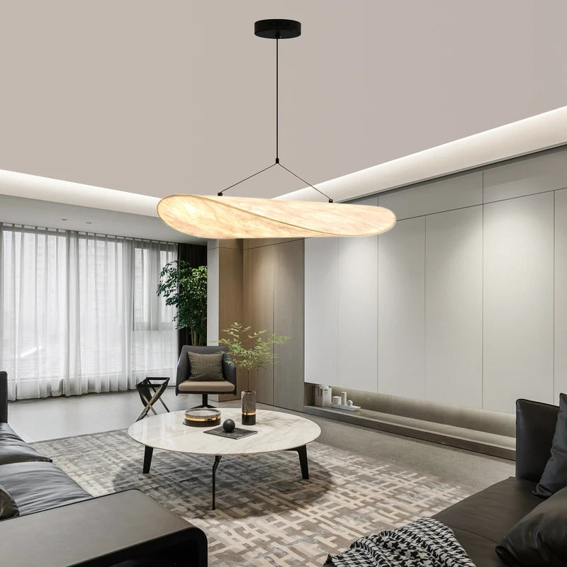 Tense Taklampe i Silke – Moderne Eleganse for Stue og Spisestue