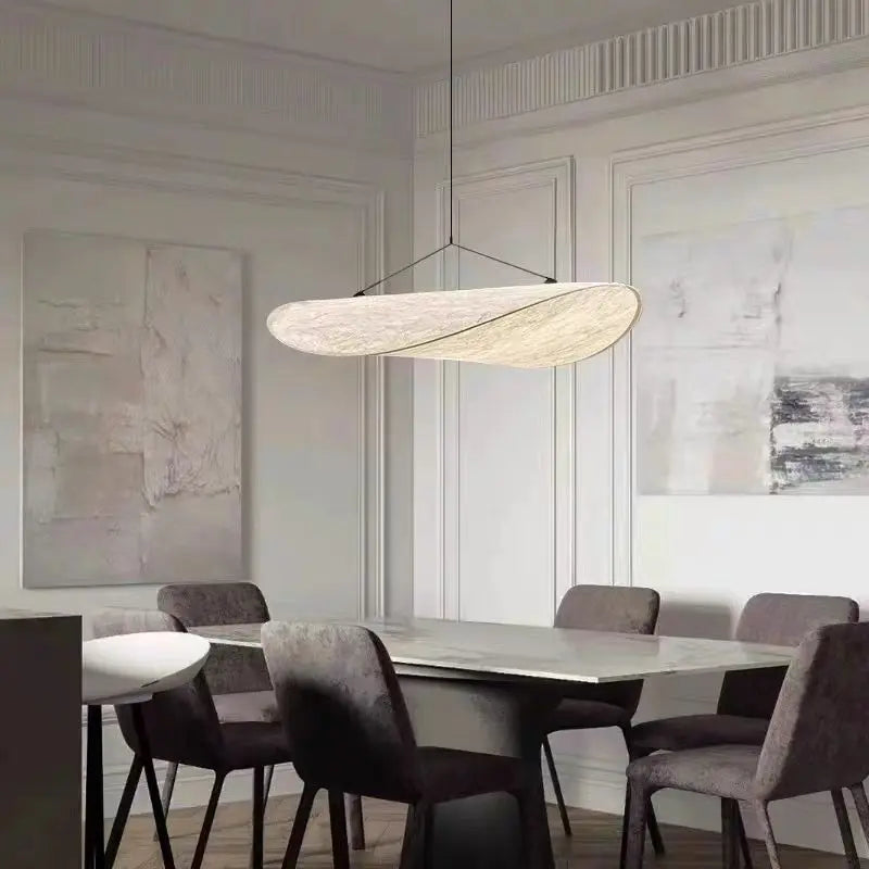 Tense Taklampe i Silke – Moderne Eleganse for Stue og Spisestue
